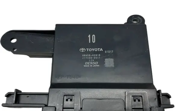 Toyota RAV 4 (XA50) Air conditioning/heating control unit OYT25479 88650-42810