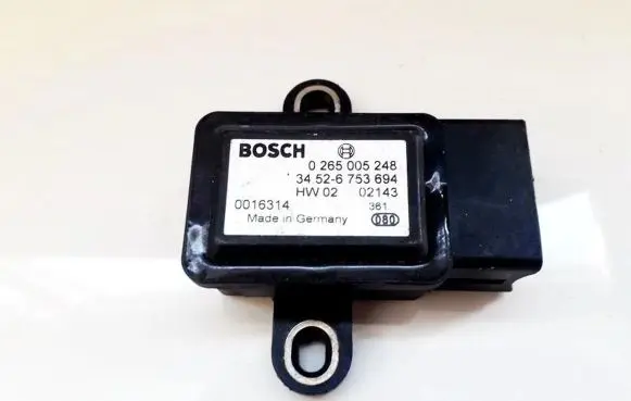 BMW 5 E39 ESP acceleration yaw rate sensor 0265005248 34.52-6753694