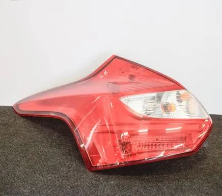 Ford Focus Rear/tail lights BM5113405AK