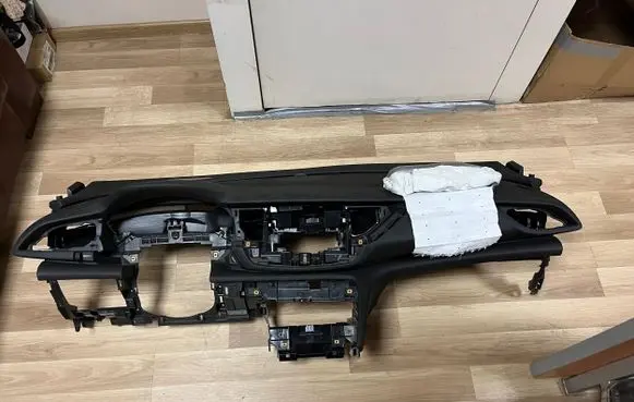 Opel Insignia B Dashboard 0027764019 3009976400