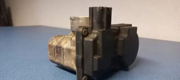 Nissan X-Trail T31 Throttle valve SERA57601
