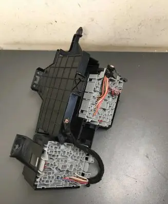 Porsche Cayenne (9PA) Fuse module 7L0937535B