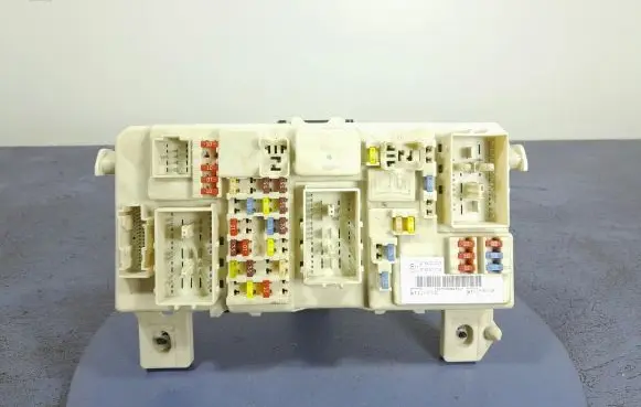 Ford Focus C-MAX Fuse box set 7M5T-14A073-BC