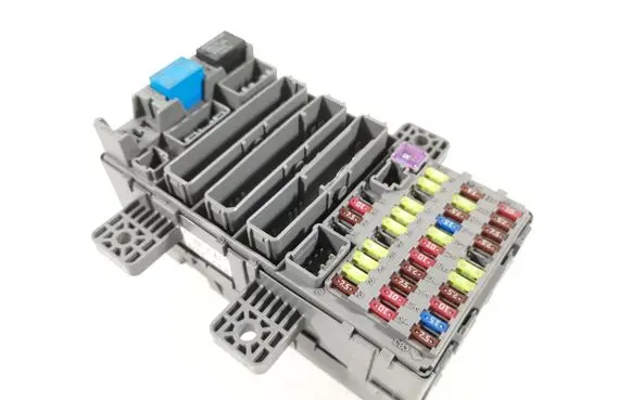 Honda Civic Fuse module 38200-SMK-407 SMK-4070