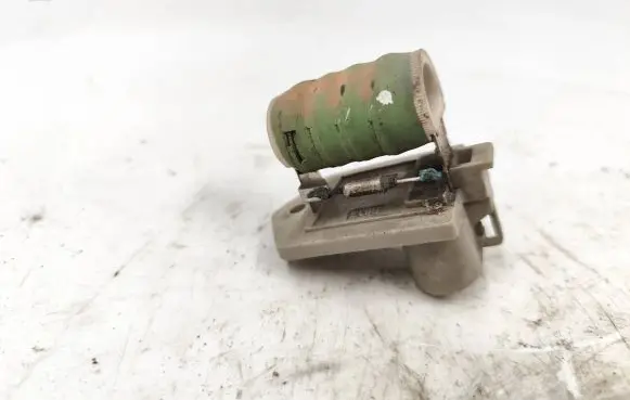 Alfa Romeo Giulietta Heater blower motor/fan resistor