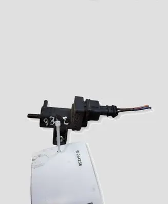 Nissan Juke I F15 Turbo solenoid valve 8200762162