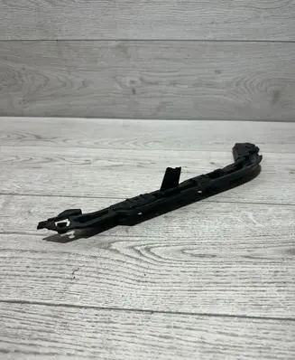 BMW 1 E81 E87 Rear bumper mounting bracket 7058518 22944911