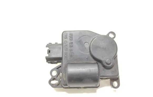 Nissan Armada (WA60) Air flap motor/actuator VP8ASH19E616BA