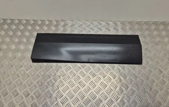 Volkswagen Touareg III Rear door trim (molding) 760854950