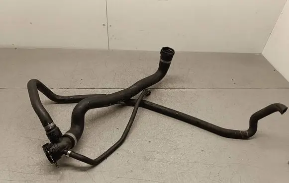 BMW X3 F25 Engine coolant pipe/hose 9221117 16185913