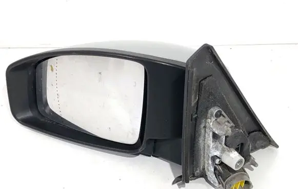 Front door electric wing mirror