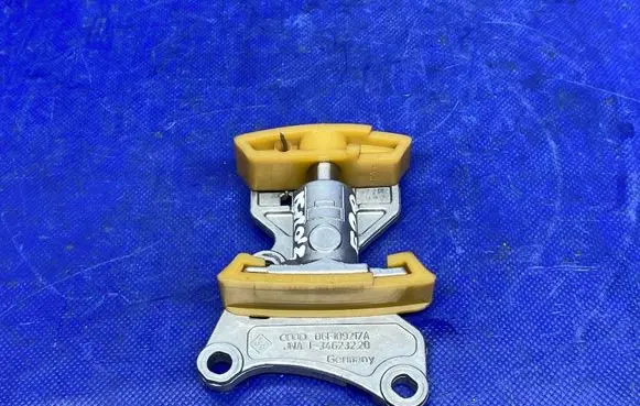 Audi A4 S4 B7 8E 8H Timing belt/chain tensioner 06F109217A F34623220