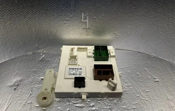 Volvo XC90 Comfort/convenience module 32217335