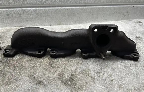 Opel Signum Exhaust manifold 55565965