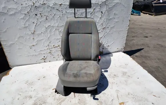 Volkswagen Caddy Front passenger seat