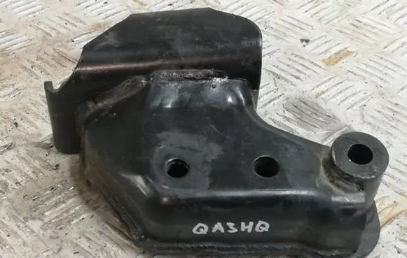 Nissan Qashqai Engine mount vacuum valve 