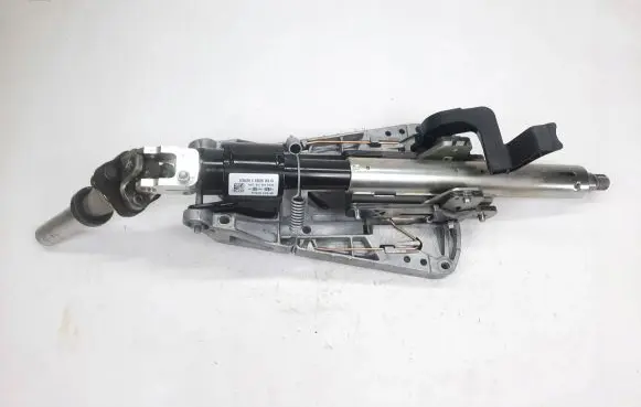 Mercedes-Benz E W212 Steering wheel axle A2124602316