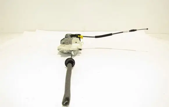 Audi A5 Sportback 8TA Rear door lock 8K0839015C