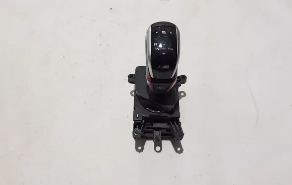 BMW X4M F98 Gear shifter/selector 9882345