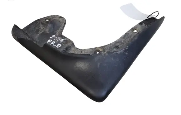 Skoda Octavia Mk2 (1Z) Front mudguard 1Z0821820