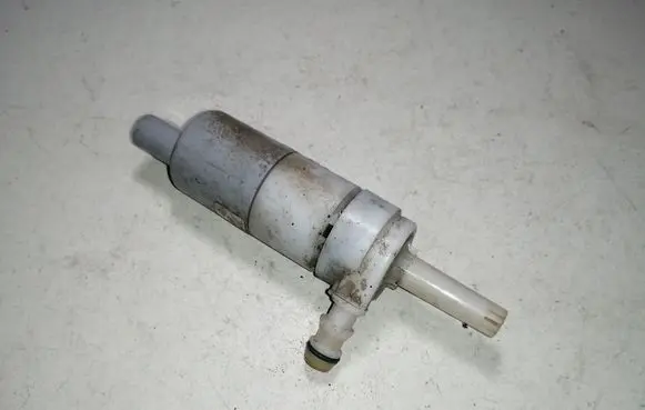 Opel Insignia A Headlight washer pump 13250289