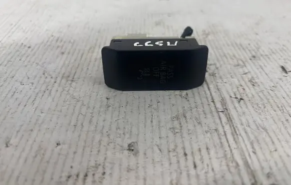 BMW 5 E60 E61 Passenger airbag on/off switch 6977788 9204 32070510