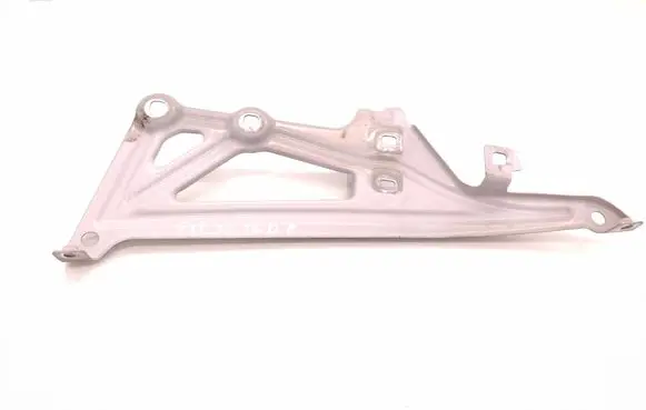 BMW X1 F48 F49 Fender mounting bracket 7329448