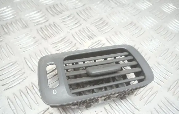 Volvo S70 V70 V70 XC Dashboard side air vent grill/cover trim 9177529