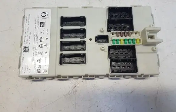 BMW 2 F46 Other control units/modules 8736968