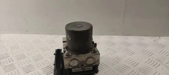 Toyota Corolla Verso AR10 ABS Pump 440500F030 0265950412