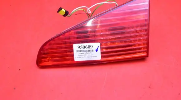 Peugeot 607 Rear/tail lights 2543D