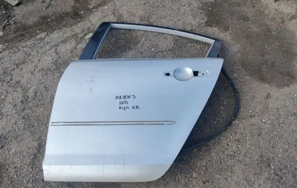 Mazda 3 I Rear door