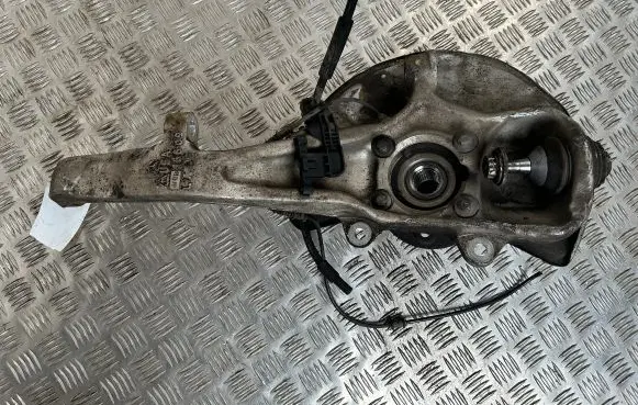 Mercedes-Benz GLE (W166 - C292) Front wheel hub 16609