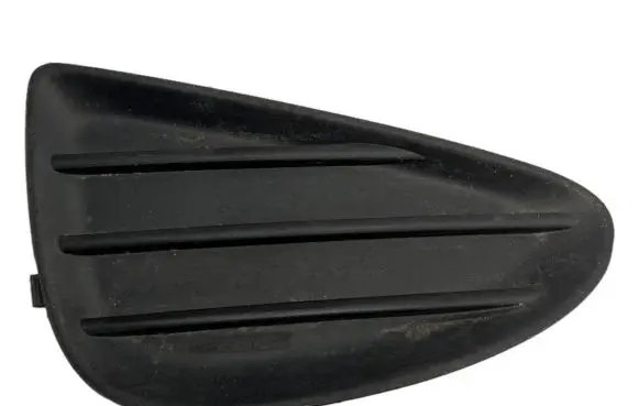Toyota Yaris Front bumper lower grill 814810D130