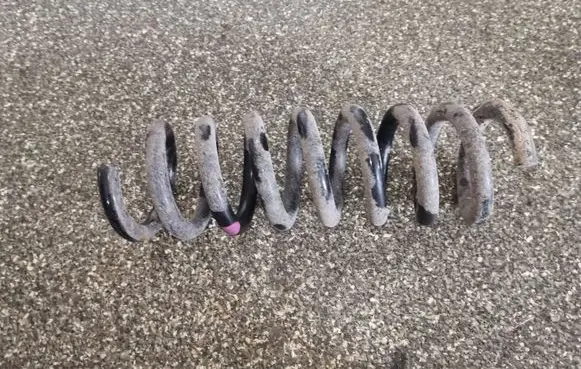 Mercedes-Benz C W204 Rear coil spring