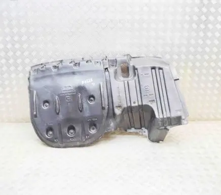 Toyota Camry VIII XV70 Center/middle under tray cover 5841533070 5762833120