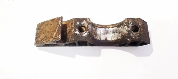 Audi Q7 4L Sway bar bush bracket, front 7l0411063b