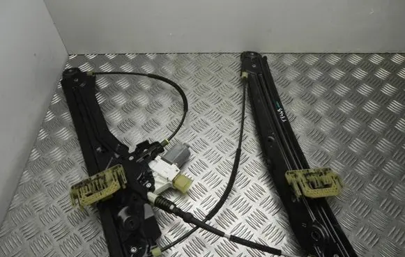 BMW 7 F01 F02 F03 F04 Front door window regulator with motor 7182085 T5469