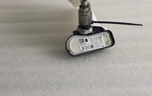 Maserati Levante Tire pressure sensor 670106084 MRXGG4T