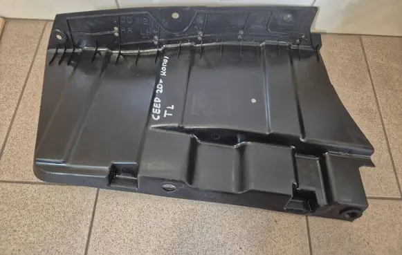 KIA Ceed Rear bumper underbody cover/under tray 86691J7300