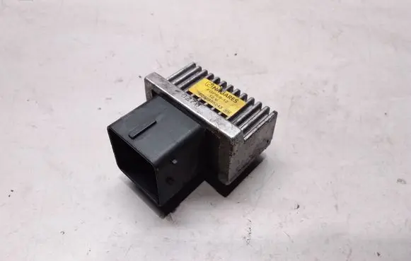 Nissan Qashqai Glow plug pre-heat relay 8200859243