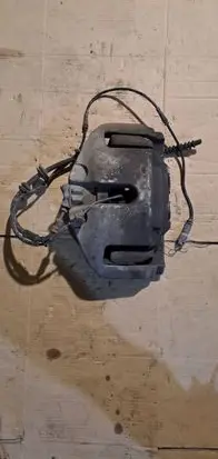 BMW 7 F01 F02 F03 F04 Front brake caliper EMW6036