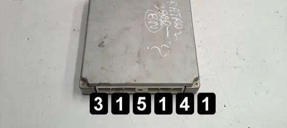 Nissan Patrol 4W60 Engine control unit/module 407913-1477