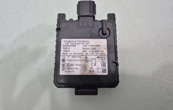 Volvo S60 Blind spot module 32254069