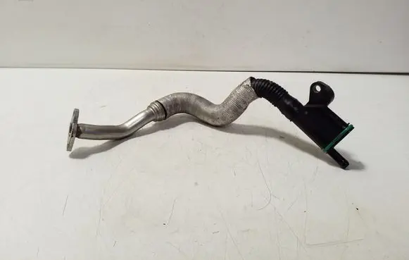 Audi TT TTS Mk2 Oil breather separator 06H103226A