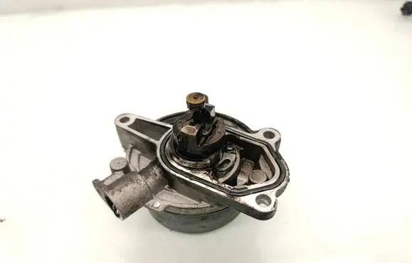 KIA Rio Vacuum pump 288102A101