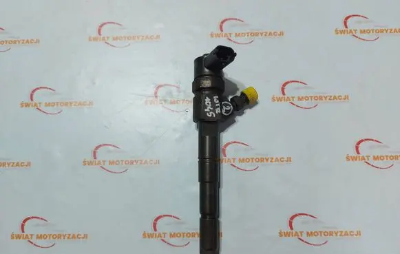 Opel Vectra C Fuel injector 0445110243