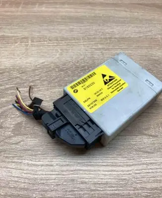 BMW 5 E60 E61 Center console control module 9183233 28137346 WithPlug