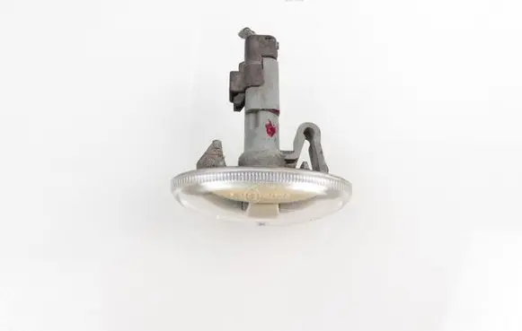 Peugeot 607 Front fender indicator light