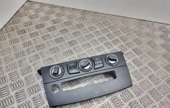 BMW 5 E60 E61 Climate control unit 9177712 900252290008 1518833